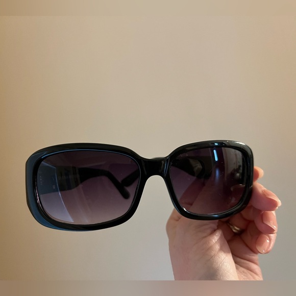 Dana Buchman Black Rectangle Sunglasses - Sleek Designer Frames - Picture 7 of 9